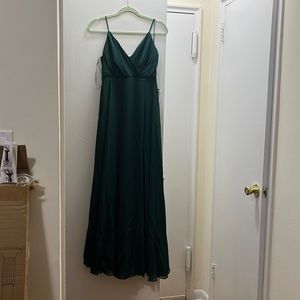 ***NEVER WORN*** Emerald bridesmaid dress